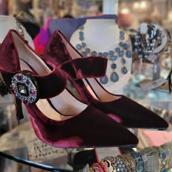 PRADA VELVET MARY JANE BROOCH PUMP SHOE SZ 8 - Picture 2 of 10